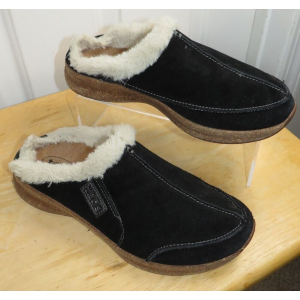 Taos Future Slip On Black Suede Faux Fur Shearling Clogs Mules Size 8